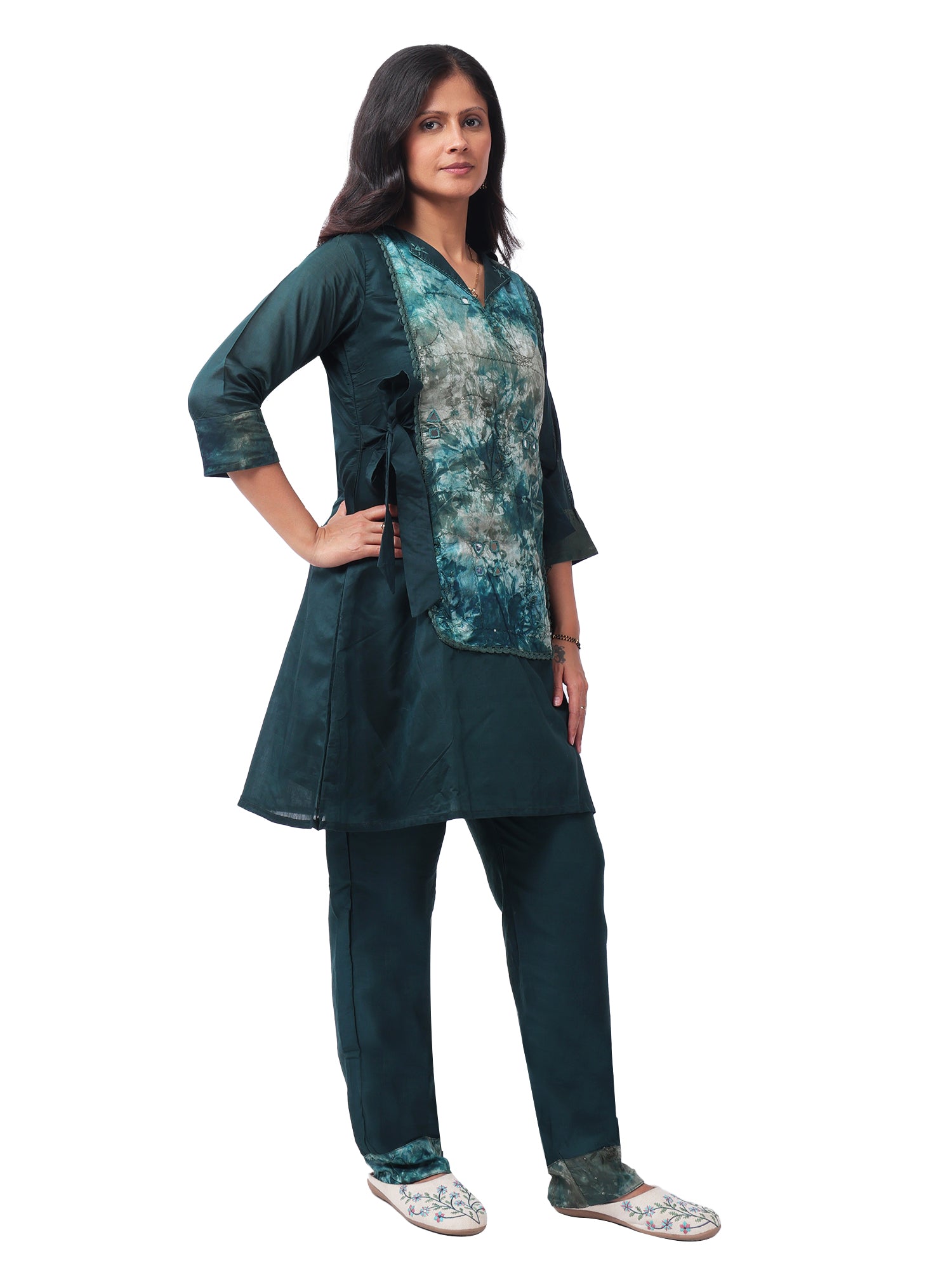 Emerald co-ord set for women – back view showing fit and silhouette